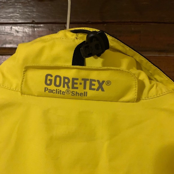 Gore C3 Gore-Tex Paclite Jacket - Picture 8 of 8